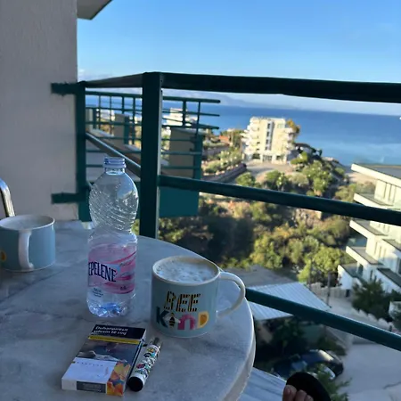 Ellie's Sunset * Sarandë